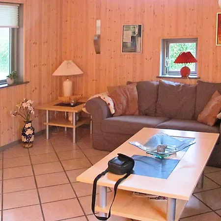Three-bedroom Holiday In Vaeggerlose 40 בית נופש *